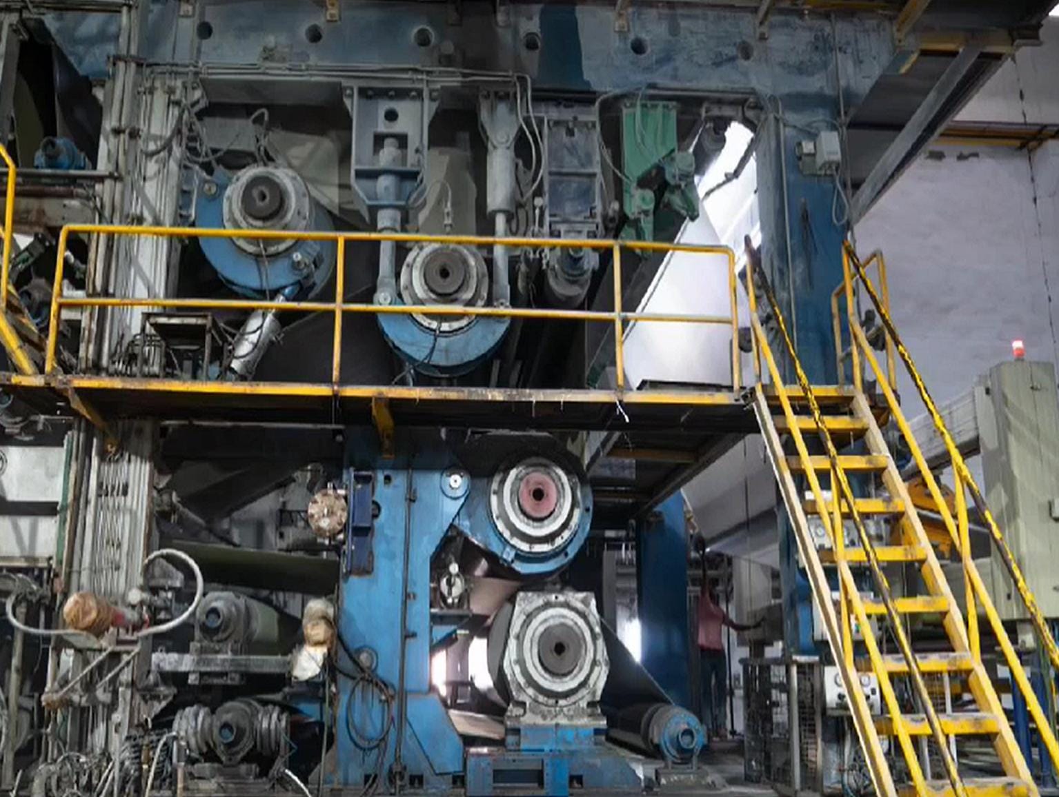 tissue mahine touch roll and press